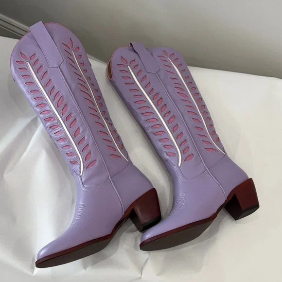 Lavender Boots - Picture 3 of 11